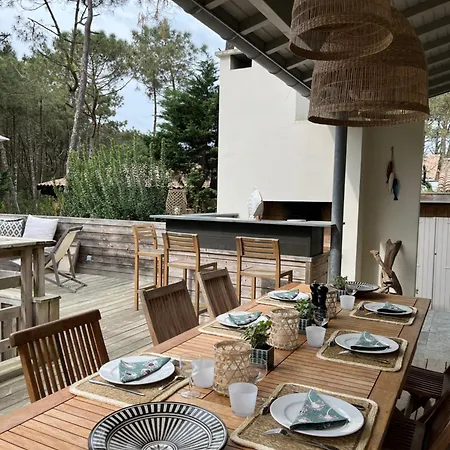 Avec Piscine Chauffee A La Pointe Villa